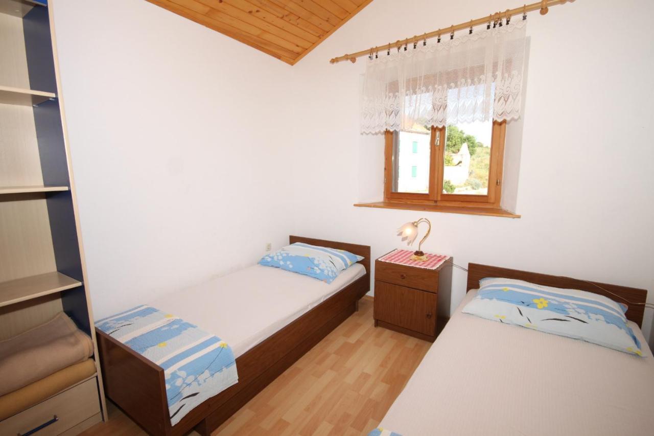 Apartments With A Parking Space Ivan Dolac, Hvar - 8797 Bagian luar foto