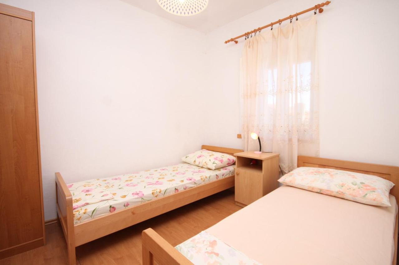 Apartments With A Parking Space Ivan Dolac, Hvar - 8797 Bagian luar foto