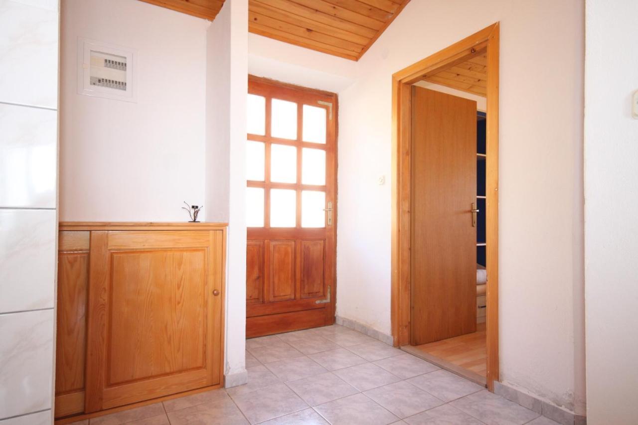 Apartments With A Parking Space Ivan Dolac, Hvar - 8797 Bagian luar foto