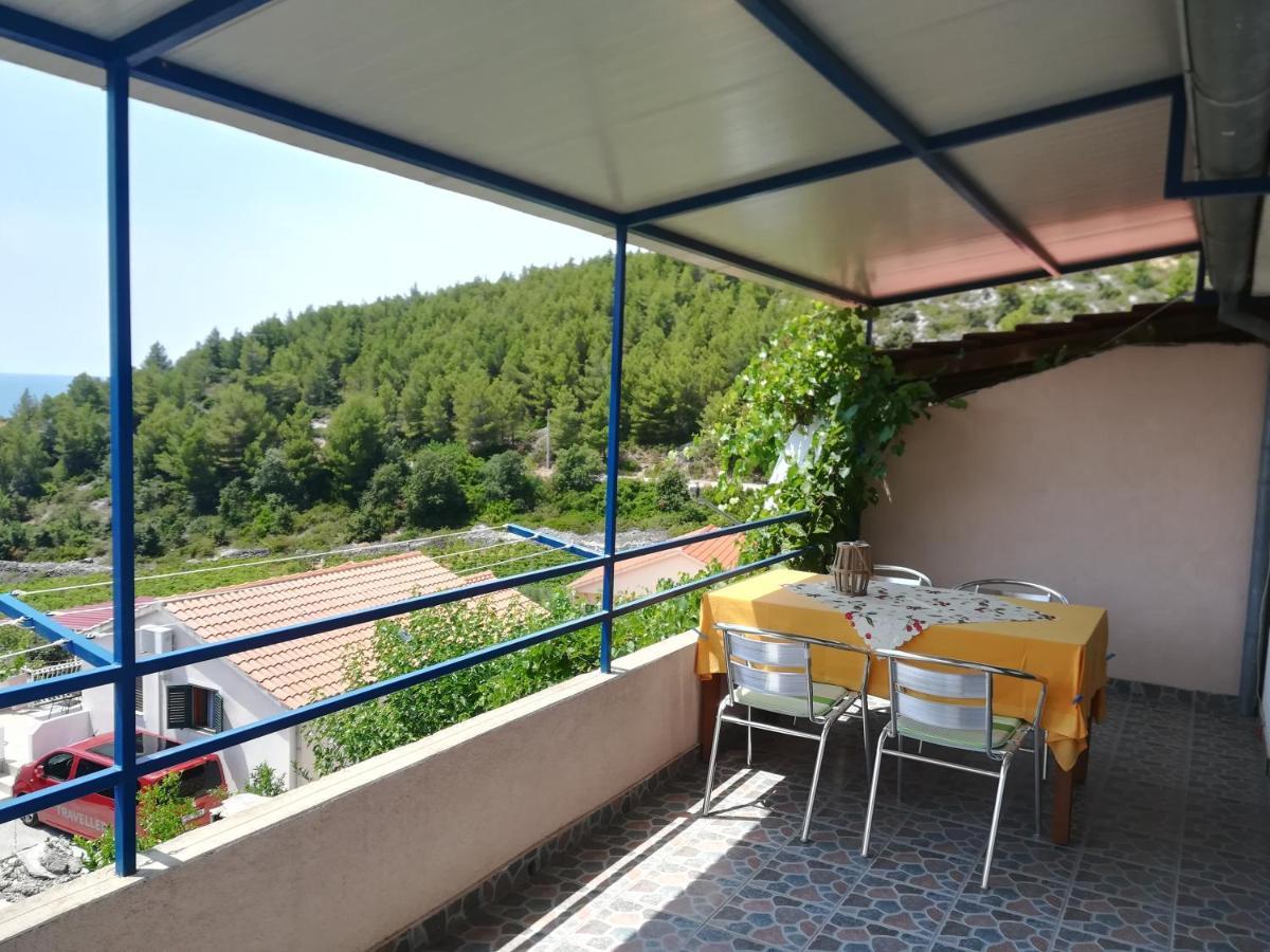 Apartments With A Parking Space Ivan Dolac, Hvar - 8797 Bagian luar foto